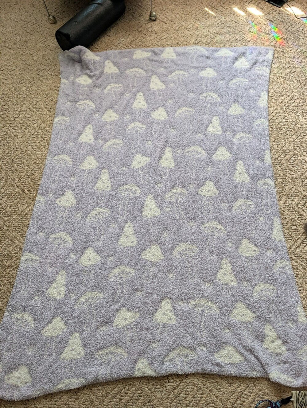 Fuzzy Lilac Purple White Mushroom Blanket Cottagecore Cozy Plush Pastel Boho Vtg